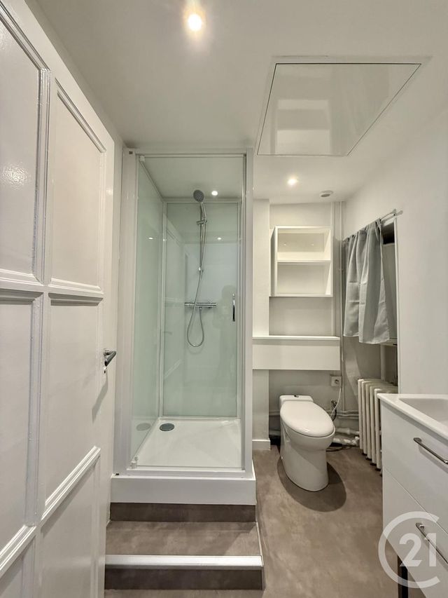 Appartement F1 à louer - 1 pièce - 44.57 m2 - MOULINS - 03 - AUVERGNE - Century 21 Pierre Immobilier