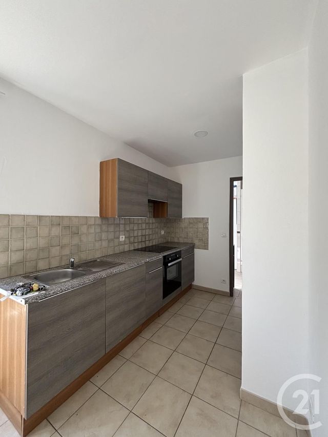 Appartement F2 à louer - 2 pièces - 45.09 m2 - VILLENEUVE SUR ALLIER - 03 - AUVERGNE - Century 21 Pierre Immobilier