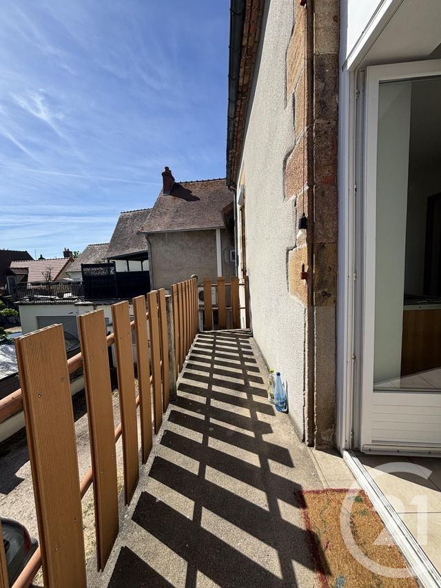Appartement F2 à louer - 2 pièces - 45.09 m2 - VILLENEUVE SUR ALLIER - 03 - AUVERGNE - Century 21 Pierre Immobilier