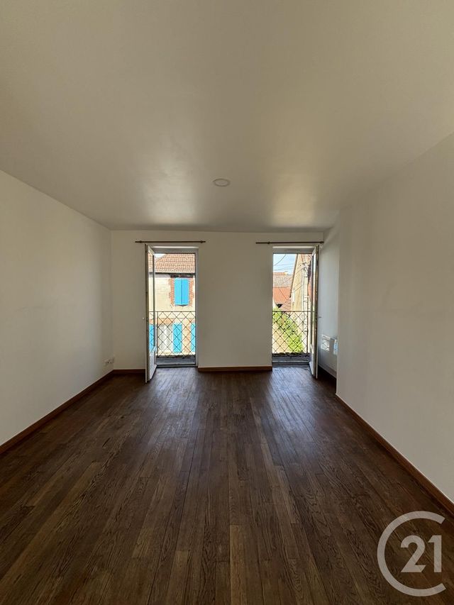 appartement - VILLENEUVE SUR ALLIER - 03