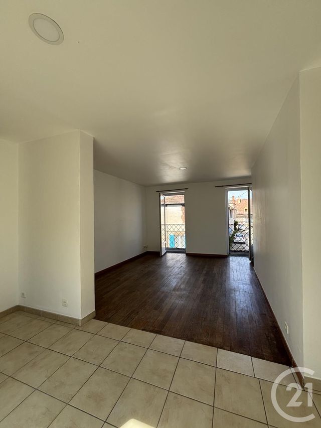 Appartement F2 à louer - 2 pièces - 45.09 m2 - VILLENEUVE SUR ALLIER - 03 - AUVERGNE - Century 21 Pierre Immobilier