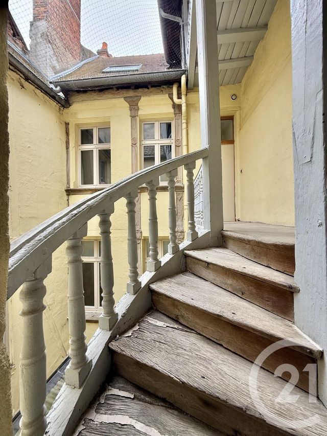 Appartement Studio à louer - 1 pièce - 13.95 m2 - MOULINS - 03 - AUVERGNE - Century 21 Pierre Immobilier