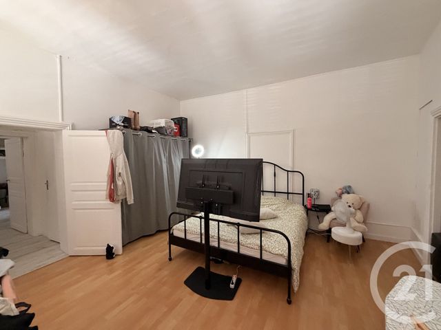 Appartement F2 à vendre - 2 pièces - 54.0 m2 - MOULINS - 03 - AUVERGNE - Century 21 Pierre Immobilier