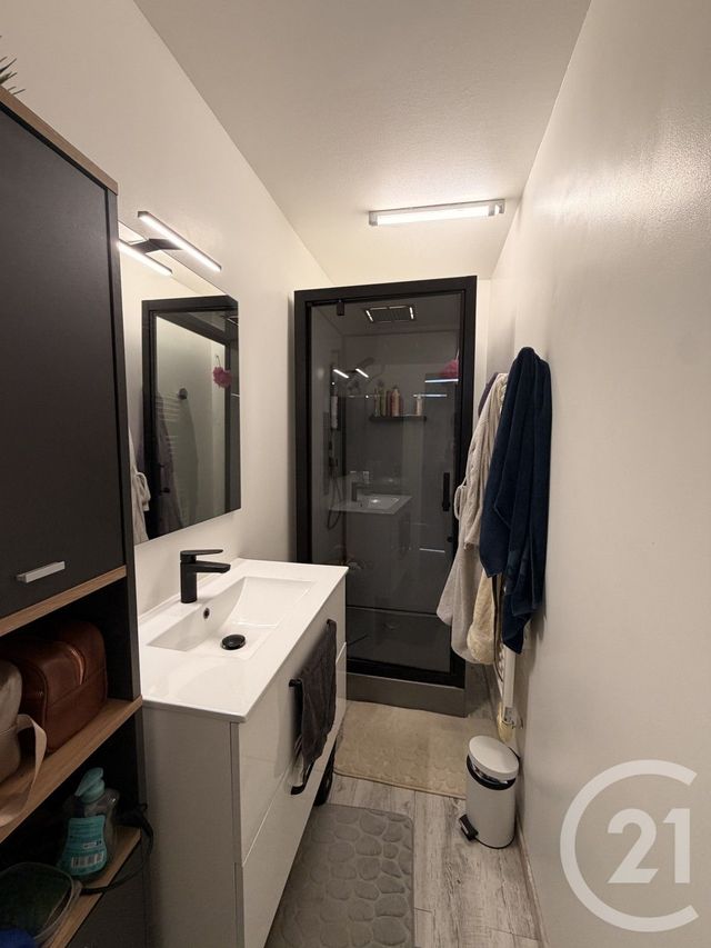 Appartement F2 à vendre - 2 pièces - 54.0 m2 - MOULINS - 03 - AUVERGNE - Century 21 Pierre Immobilier