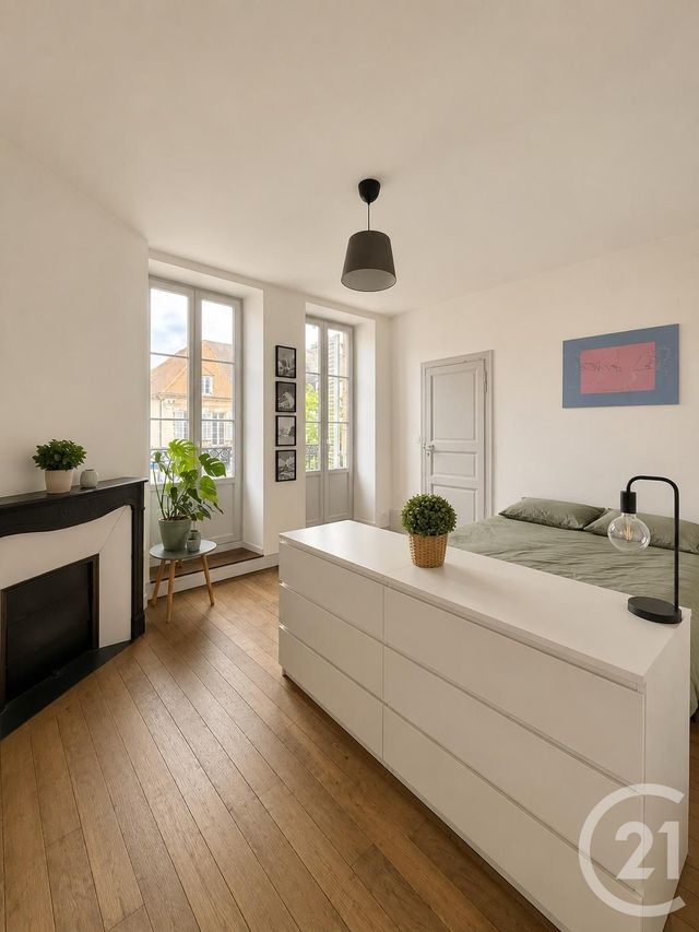 Appartement F2 à louer - 2 pièces - 40.0 m2 - MOULINS - 03 - AUVERGNE - Century 21 Pierre Immobilier
