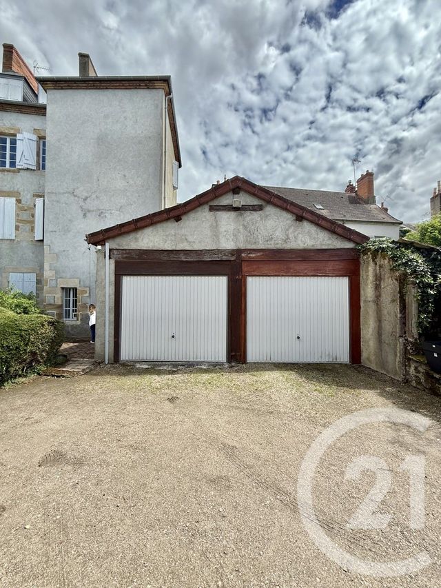 Appartement F3 à louer - 3 pièces - 97.7 m2 - MOULINS - 03 - AUVERGNE - Century 21 Pierre Immobilier