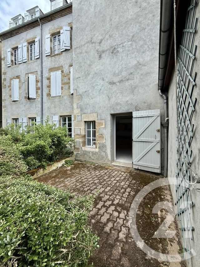 Appartement F3 à louer - 3 pièces - 97.7 m2 - MOULINS - 03 - AUVERGNE - Century 21 Pierre Immobilier