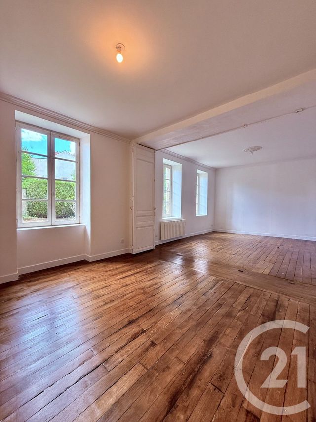 Appartement F3 à louer MOULINS