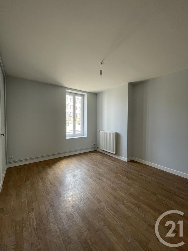 Appartement F2 à louer - 2 pièces - 44.51 m2 - MOULINS - 03 - AUVERGNE - Century 21 Pierre Immobilier