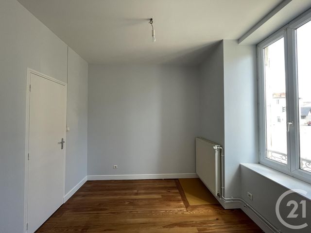 Appartement F2 à louer - 2 pièces - 44.51 m2 - MOULINS - 03 - AUVERGNE - Century 21 Pierre Immobilier