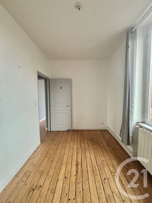 Appartement F3 à louer - 3 pièces - 54.0 m2 - YZEURE - 03 - AUVERGNE - Century 21 Pierre Immobilier
