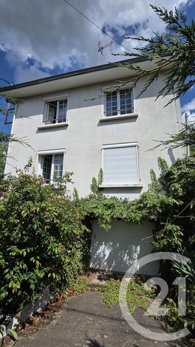 maison - YZEURE - 03