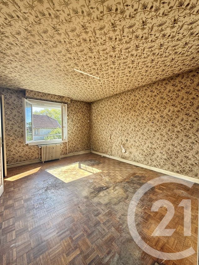 maison à vendre - 5 pièces - 110.19 m2 - YZEURE - 03 - AUVERGNE - Century 21 Pierre Immobilier