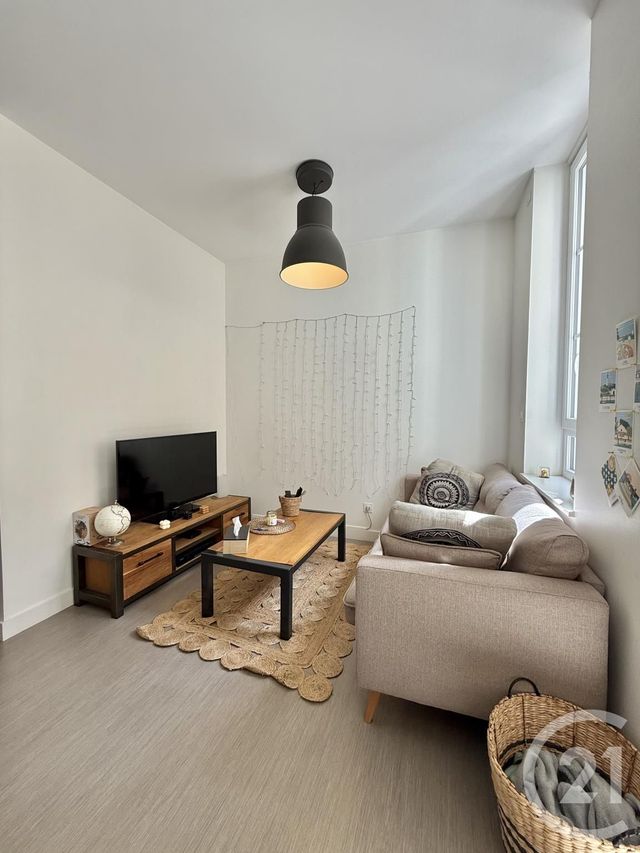 Appartement à louer - 3 pièces - 80.24 m2 - MOULINS - 03 - AUVERGNE - Century 21 Pierre Immobilier