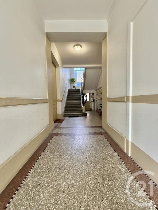 Appartement à louer - 3 pièces - 80.24 m2 - MOULINS - 03 - AUVERGNE - Century 21 Pierre Immobilier