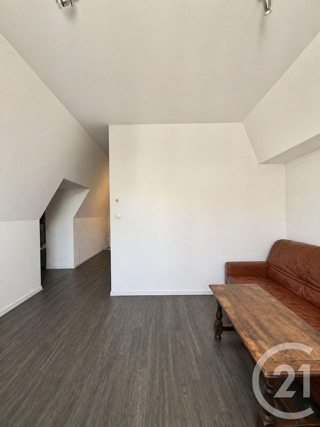 Appartement T3 à vendre - 3 pièces - 51.7 m2 - MOULINS - 03 - AUVERGNE - Century 21 Pierre Immobilier