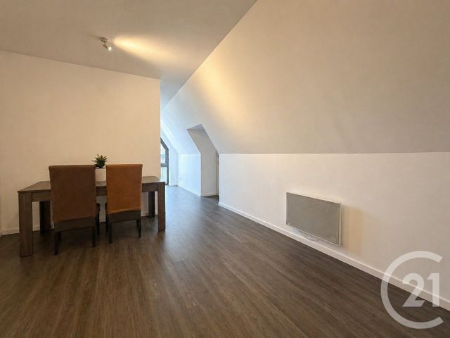 Appartement T3 à vendre - 3 pièces - 51.7 m2 - MOULINS - 03 - AUVERGNE - Century 21 Pierre Immobilier