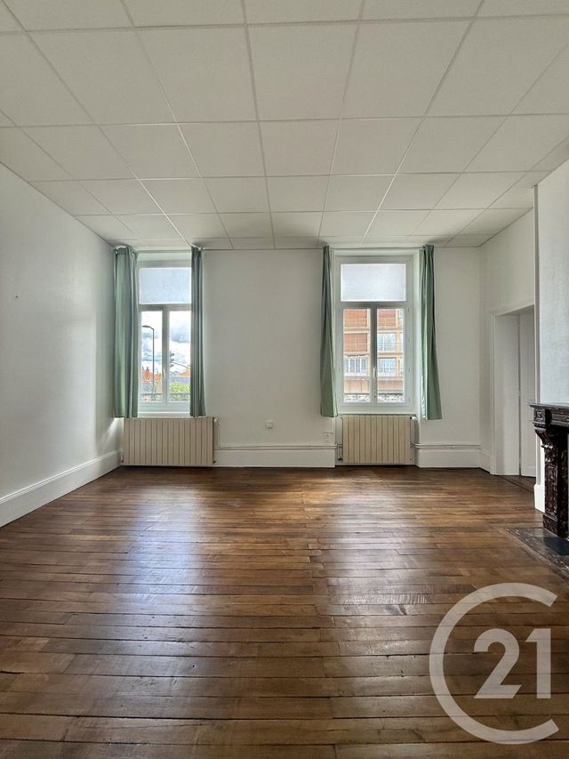 Appartement F3 à louer - 3 pièces - 78.0 m2 - MOULINS - 03 - AUVERGNE - Century 21 Pierre Immobilier