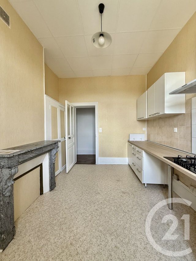 Appartement F3 à louer - 3 pièces - 78.0 m2 - MOULINS - 03 - AUVERGNE - Century 21 Pierre Immobilier