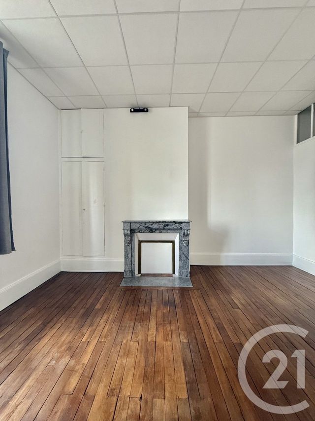 Appartement F3 à louer - 3 pièces - 78.0 m2 - MOULINS - 03 - AUVERGNE - Century 21 Pierre Immobilier