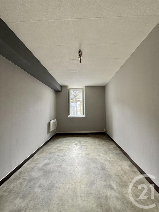 Appartement F2 à louer - 2 pièces - 27.43 m2 - MOULINS - 03 - AUVERGNE - Century 21 Pierre Immobilier
