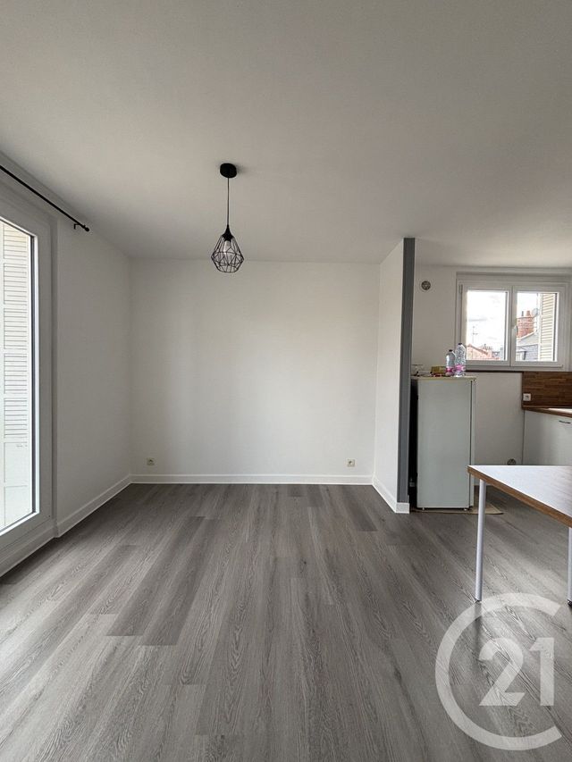 Appartement F3 à louer - 3 pièces - 62.36 m2 - MOULINS - 03 - AUVERGNE - Century 21 Pierre Immobilier