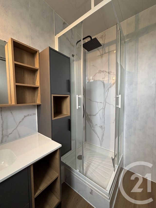 Appartement F3 à louer - 3 pièces - 62.36 m2 - MOULINS - 03 - AUVERGNE - Century 21 Pierre Immobilier