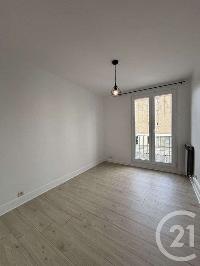 Appartement F3 à louer - 3 pièces - 62.36 m2 - MOULINS - 03 - AUVERGNE - Century 21 Pierre Immobilier