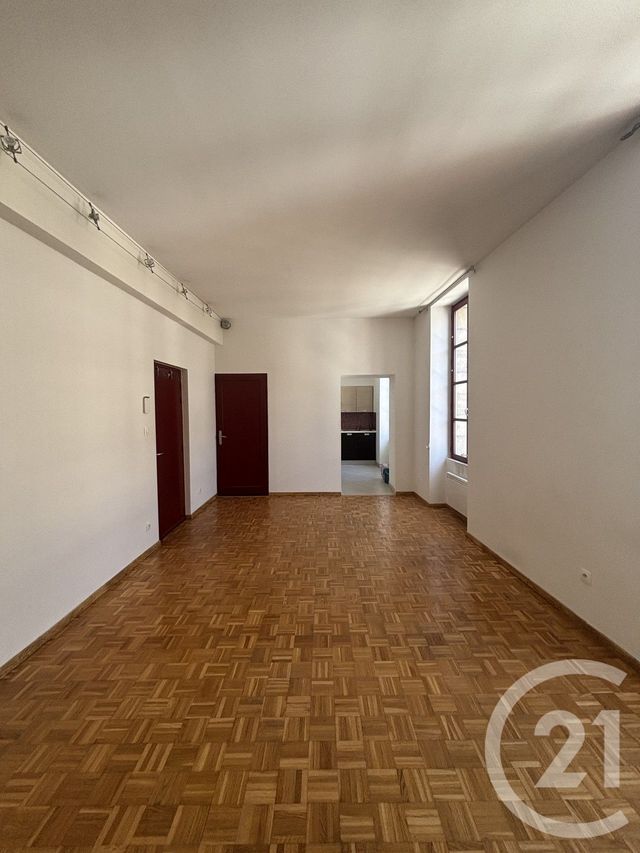 Appartement F2 à louer - 2 pièces - 43.25 m2 - MOULINS - 03 - AUVERGNE - Century 21 Pierre Immobilier