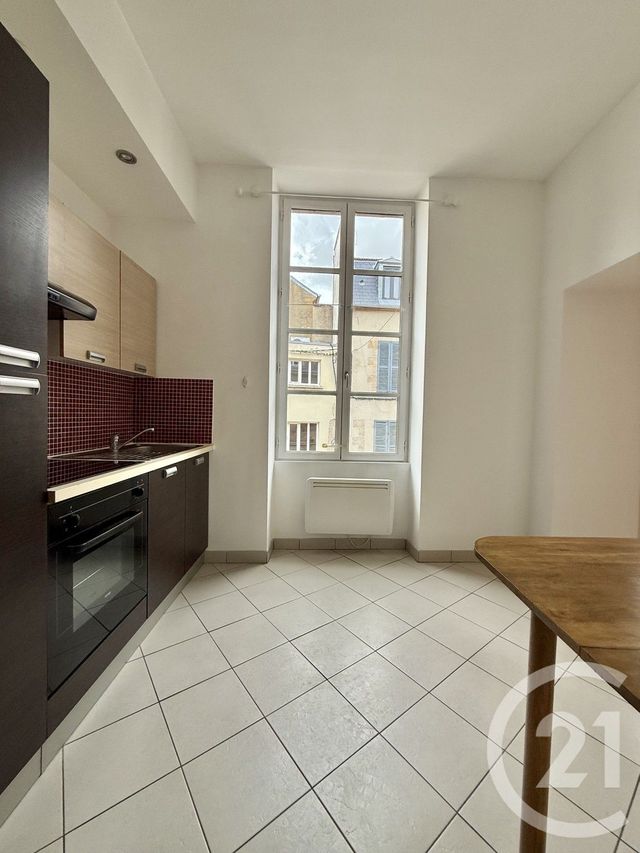 Appartement F2 à louer - 2 pièces - 43.25 m2 - MOULINS - 03 - AUVERGNE - Century 21 Pierre Immobilier