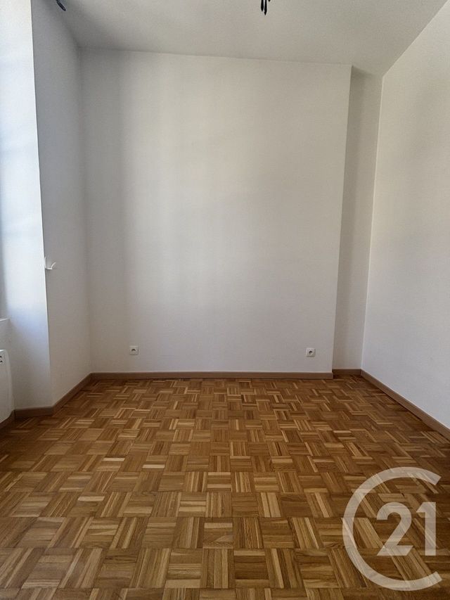 Appartement F2 à louer - 2 pièces - 43.25 m2 - MOULINS - 03 - AUVERGNE - Century 21 Pierre Immobilier