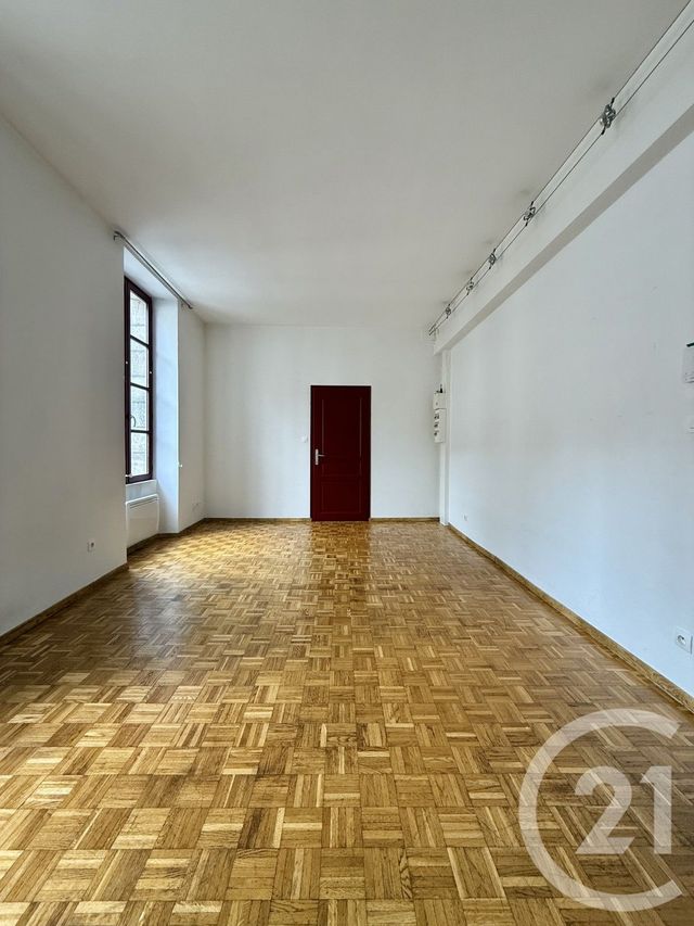 Appartement F2 à louer - 2 pièces - 43.25 m2 - MOULINS - 03 - AUVERGNE - Century 21 Pierre Immobilier