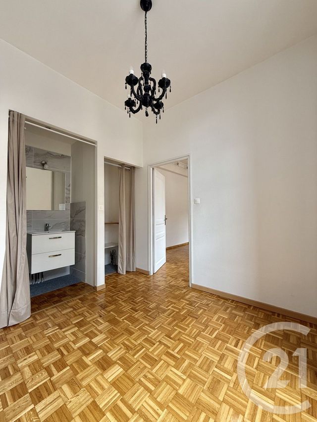 Appartement F2 à louer - 2 pièces - 43.25 m2 - MOULINS - 03 - AUVERGNE - Century 21 Pierre Immobilier
