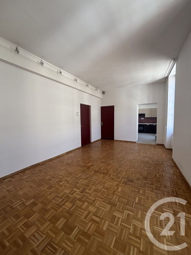 Appartement F2 à louer - 2 pièces - 43.25 m2 - MOULINS - 03 - AUVERGNE - Century 21 Pierre Immobilier