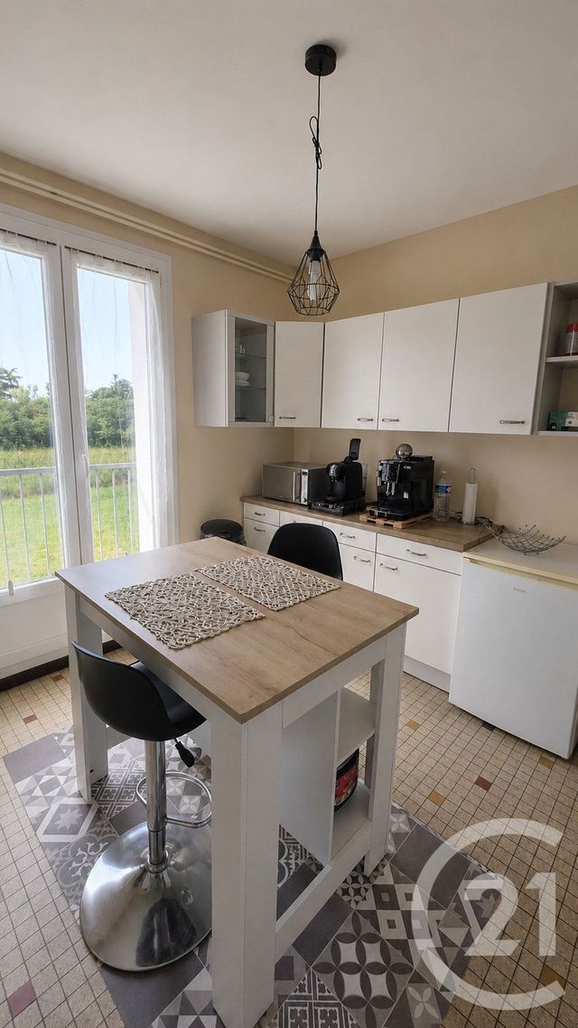 Appartement F3 à vendre - 4 pièces - 90.29 m2 - MOULINS - 03 - AUVERGNE - Century 21 Pierre Immobilier