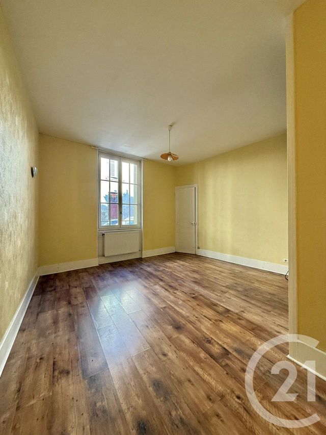 Appartement F2 à louer - 2 pièces - 56.0 m2 - MOULINS - 03 - AUVERGNE - Century 21 Pierre Immobilier