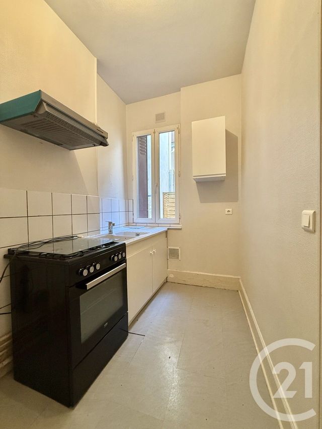 Appartement F2 à louer - 2 pièces - 56.0 m2 - MOULINS - 03 - AUVERGNE - Century 21 Pierre Immobilier