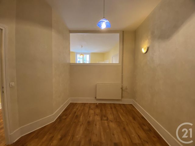 Appartement F2 à louer - 2 pièces - 56.0 m2 - MOULINS - 03 - AUVERGNE - Century 21 Pierre Immobilier
