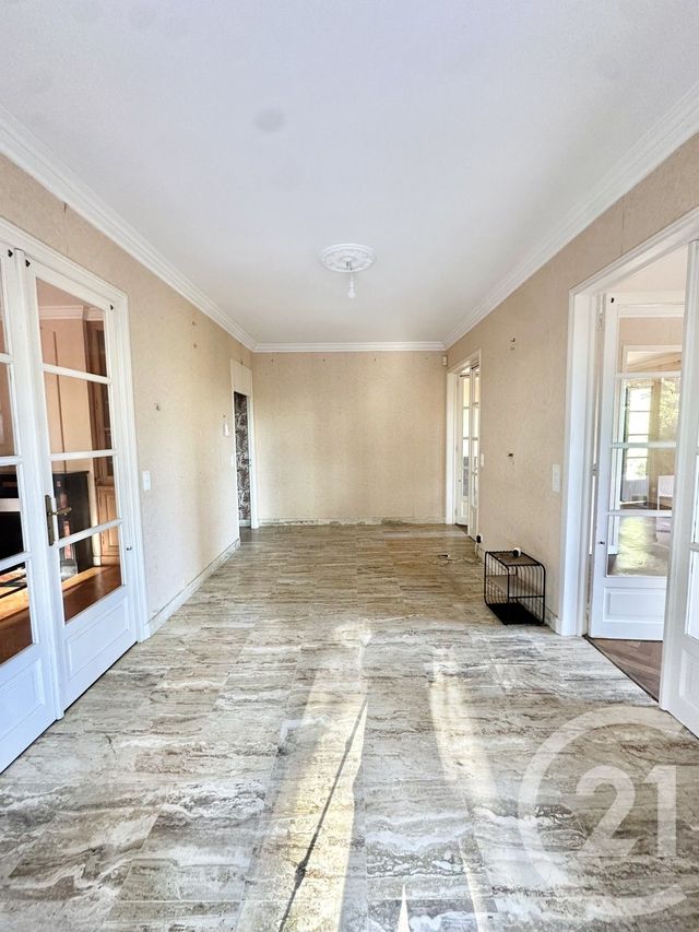 maison à vendre - 8 pièces - 326.0 m2 - YZEURE - 03 - AUVERGNE - Century 21 Pierre Immobilier