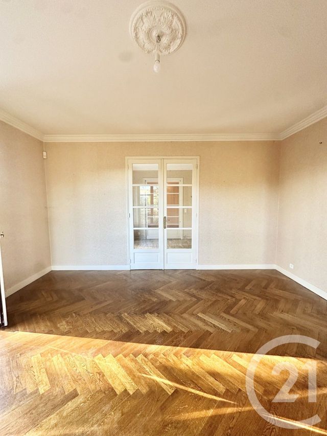 maison à vendre - 8 pièces - 326.0 m2 - YZEURE - 03 - AUVERGNE - Century 21 Pierre Immobilier