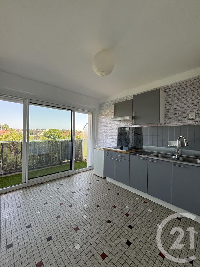Appartement F1 à louer - 1 pièce - 32.85 m2 - MOULINS - 03 - AUVERGNE - Century 21 Pierre Immobilier