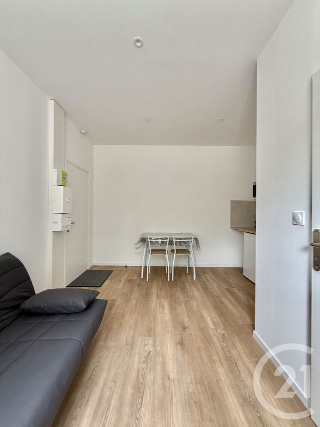 Appartement F1 à louer - 1 pièce - 16.5 m2 - YZEURE - 03 - AUVERGNE - Century 21 Pierre Immobilier