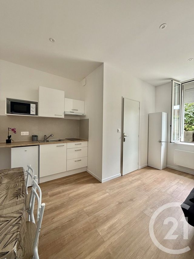 Appartement F1 à louer YZEURE