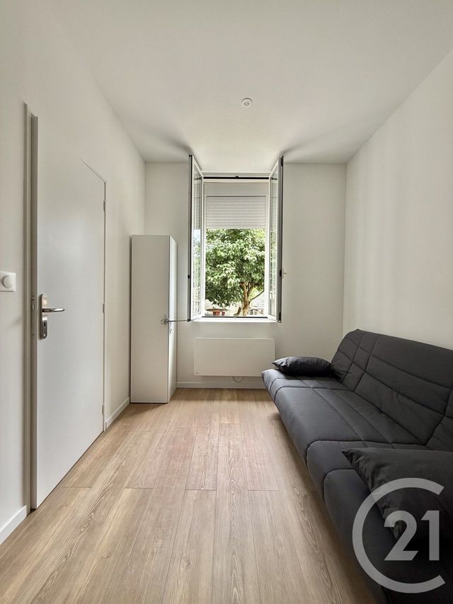 Appartement F1 à louer - 1 pièce - 16.5 m2 - YZEURE - 03 - AUVERGNE - Century 21 Pierre Immobilier