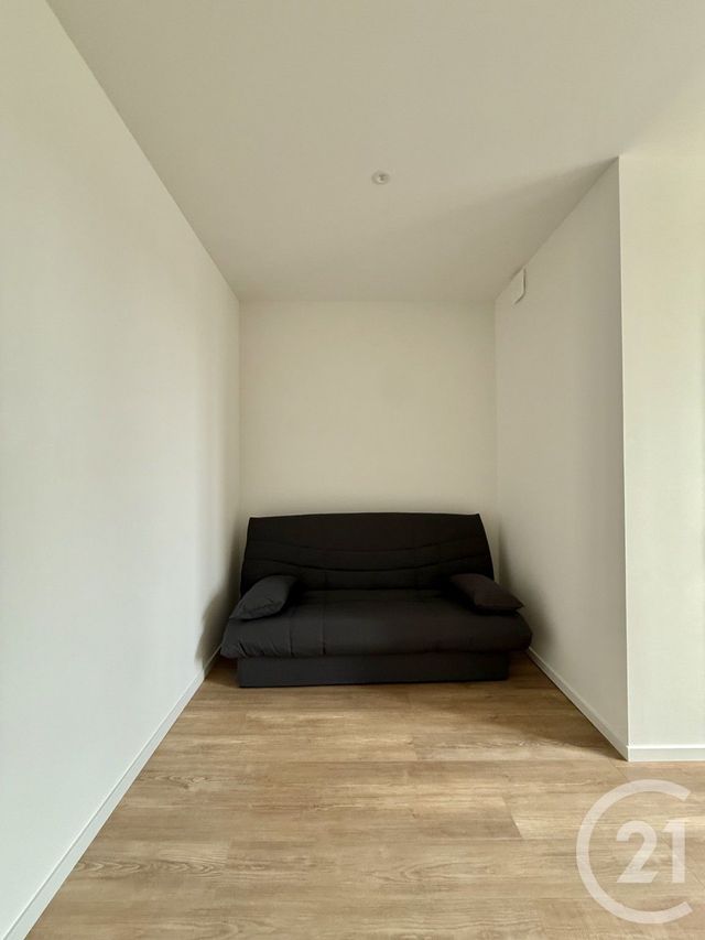 Appartement F1 à louer - 1 pièce - 17.5 m2 - YZEURE - 03 - AUVERGNE - Century 21 Pierre Immobilier