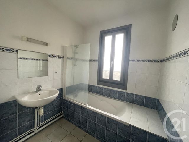 Appartement F2 à louer - 2 pièces - 42.03 m2 - MOULINS - 03 - AUVERGNE - Century 21 Pierre Immobilier