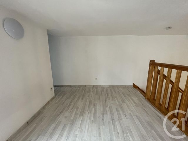 Appartement F2 à louer - 2 pièces - 42.03 m2 - MOULINS - 03 - AUVERGNE - Century 21 Pierre Immobilier