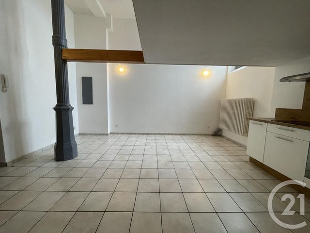 Appartement F2 à louer - 2 pièces - 42.03 m2 - MOULINS - 03 - AUVERGNE - Century 21 Pierre Immobilier