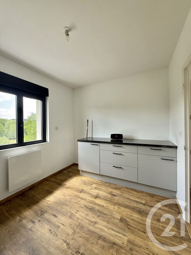 maison à louer - 3 pièces - 72.8 m2 - COULANDON - 03 - AUVERGNE - Century 21 Pierre Immobilier