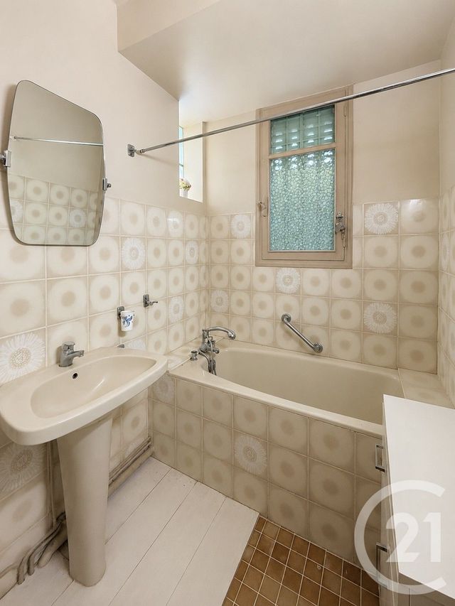 maison à vendre - 5 pièces - 107.64 m2 - YZEURE - 03 - AUVERGNE - Century 21 Pierre Immobilier